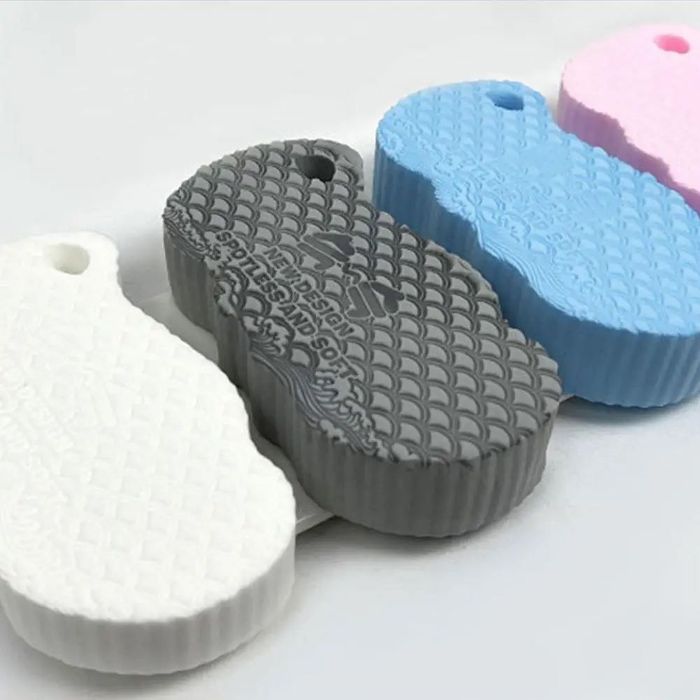 Luxurious Exfoliating Bath Sponge - Image 2