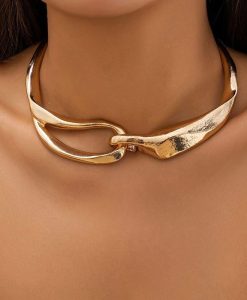 Gold Chunky Metal Buckle Choker Necklace